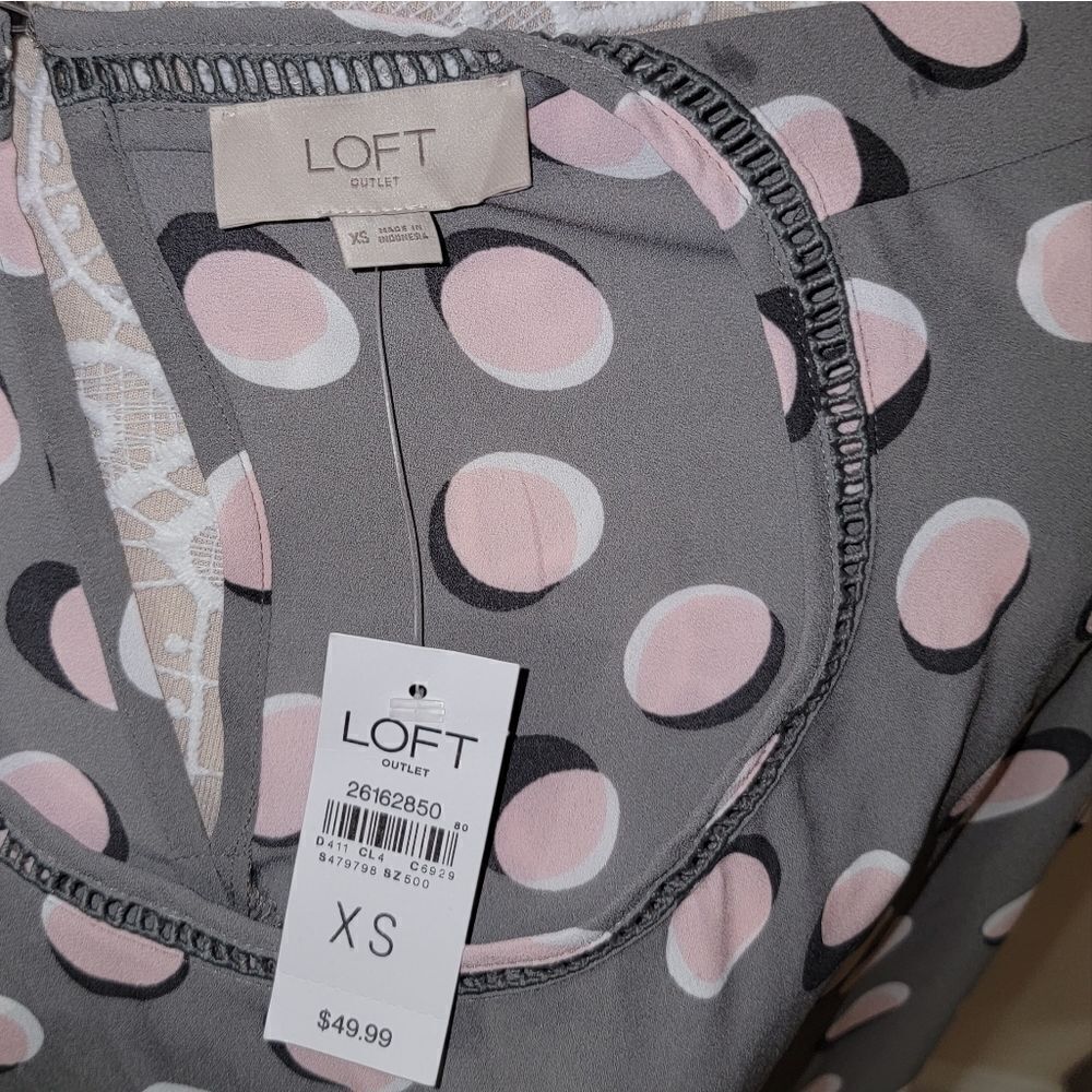 New Ann Taylor Shadow Polka-dot Gray Pink White Blouse Bell Sleeve Shirt Size XS - Picture 8 of 9